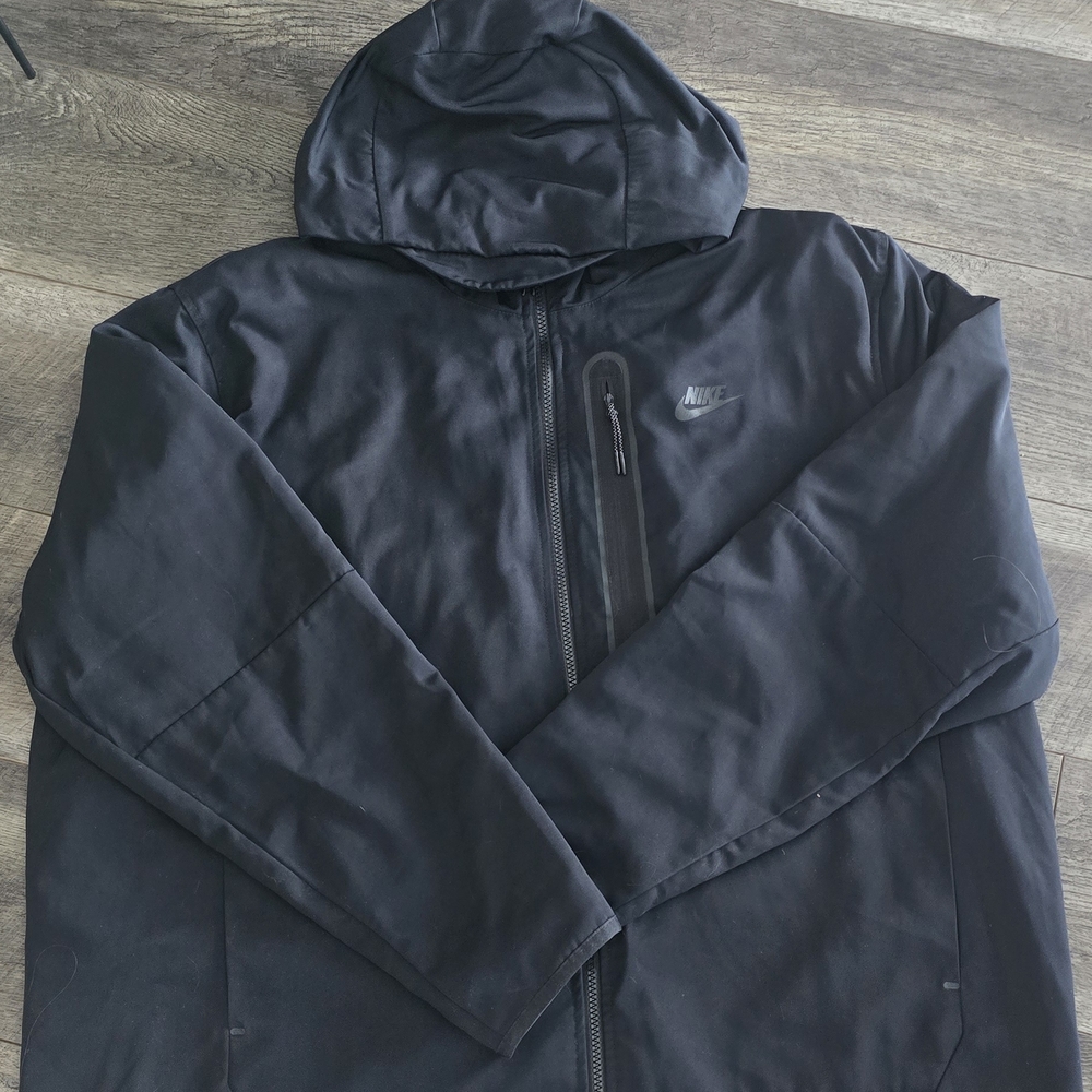 Nike Men's Black Hooded Jacket